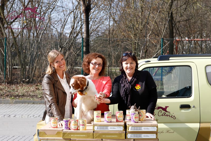Terra Canis Frühlingsmenüs für die Tiertafel München e.V.